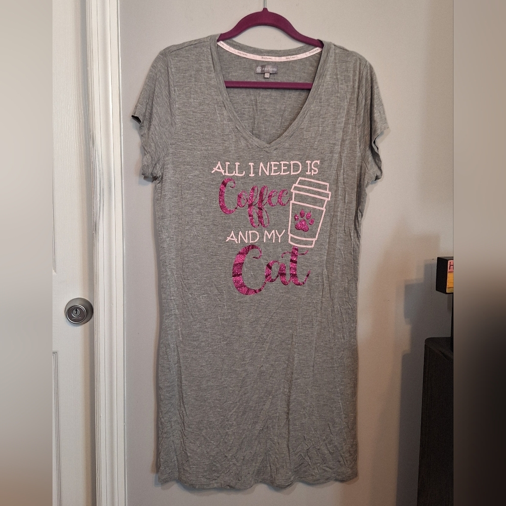 Daisy Fuentes Heather Gray and Deep Pink T-shirt Nightgown Bundle 2 For $10